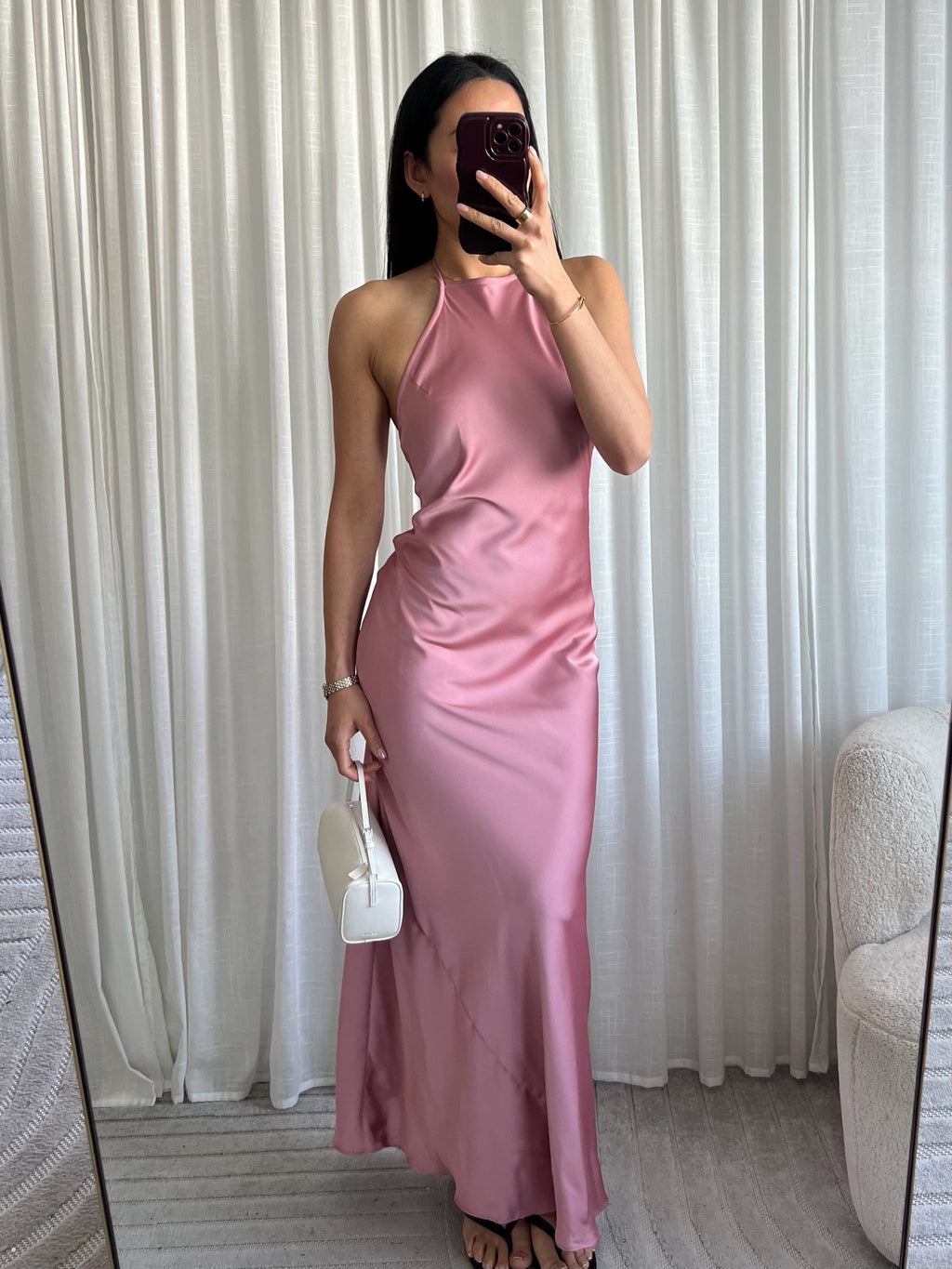 Roze satijnen gala jurk