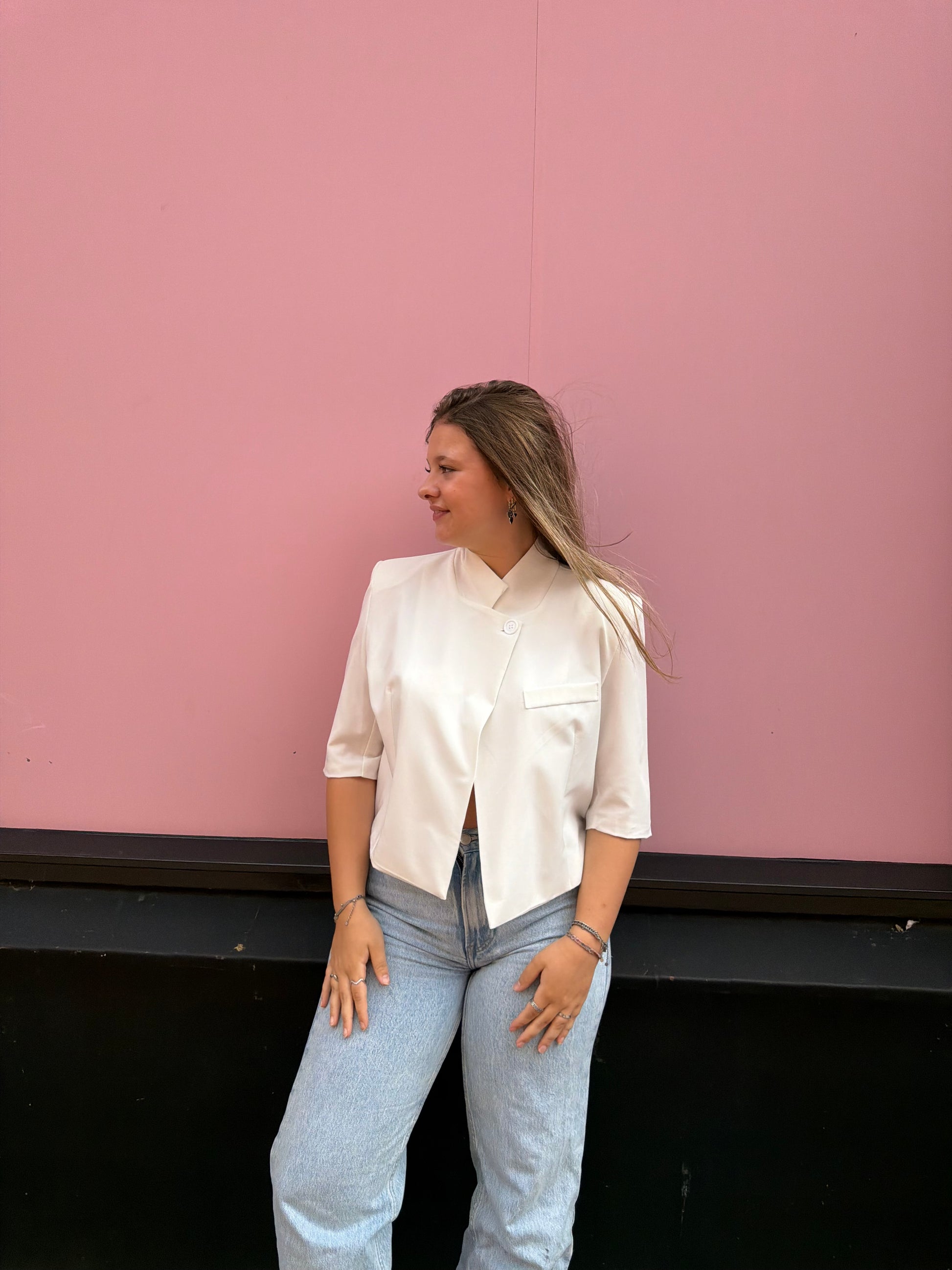 Cropped blazer met schuine knoop