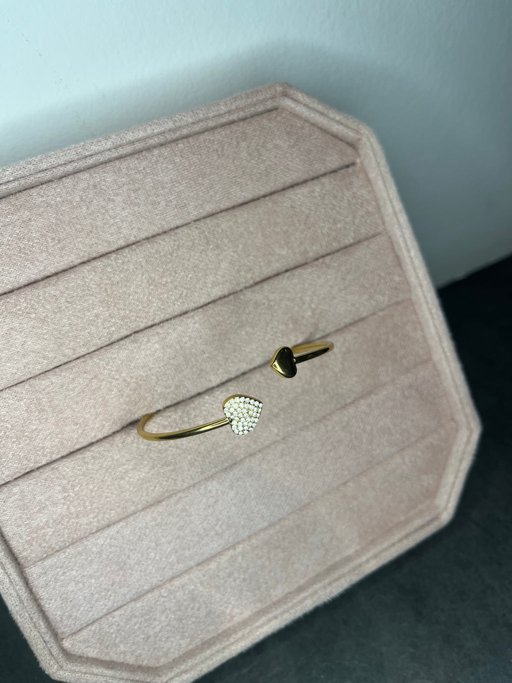 Bangle armband hartjes diamant