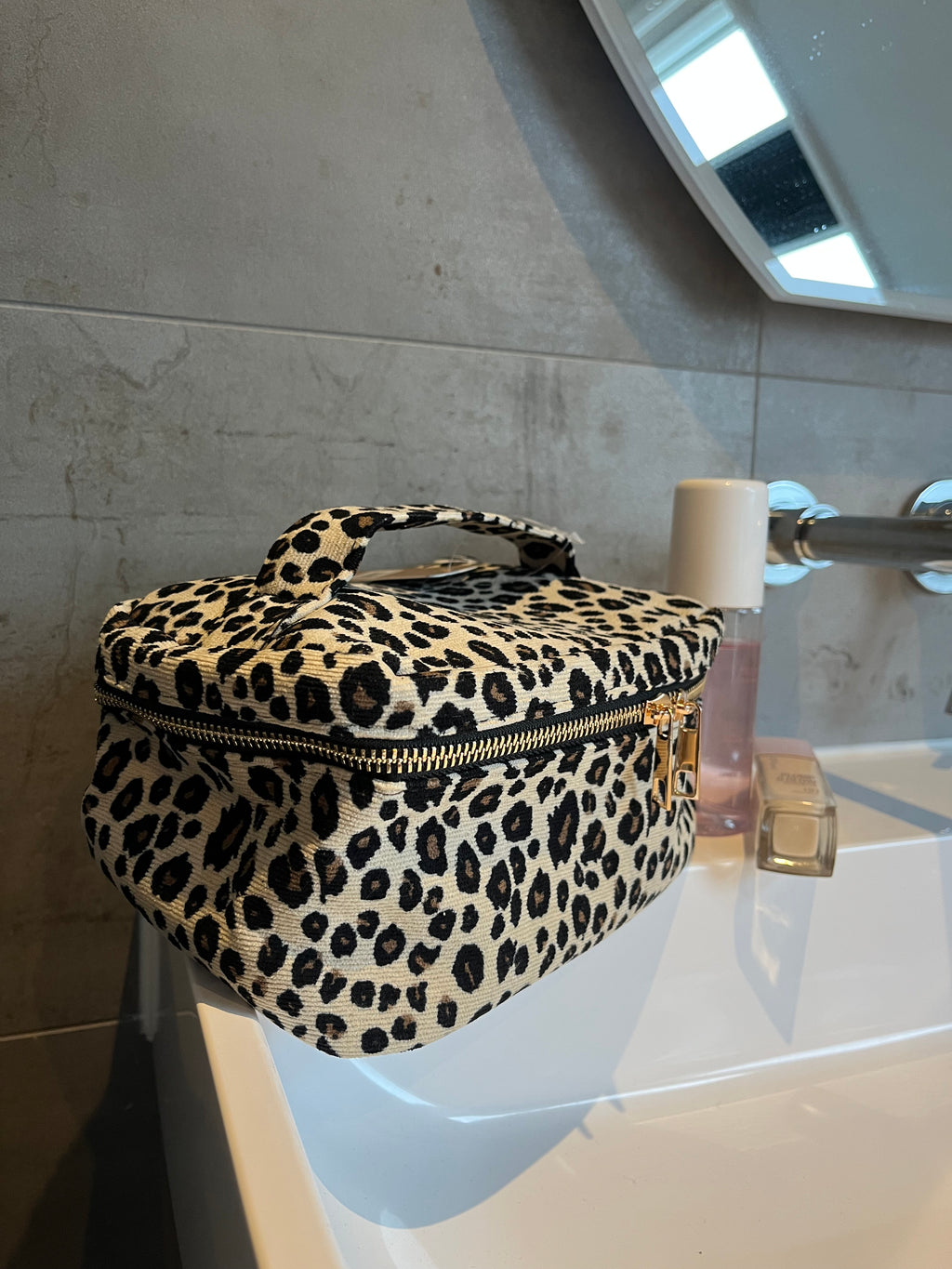 Toilettas leo beige