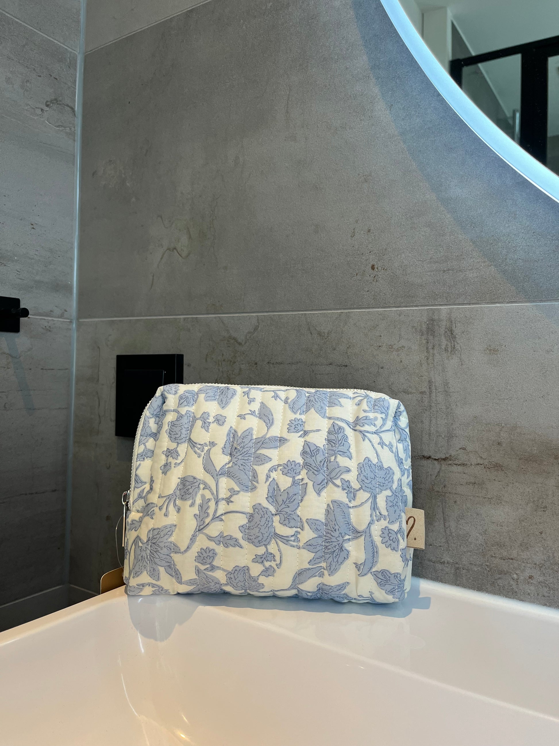 Toilettas blauwe bloemen
