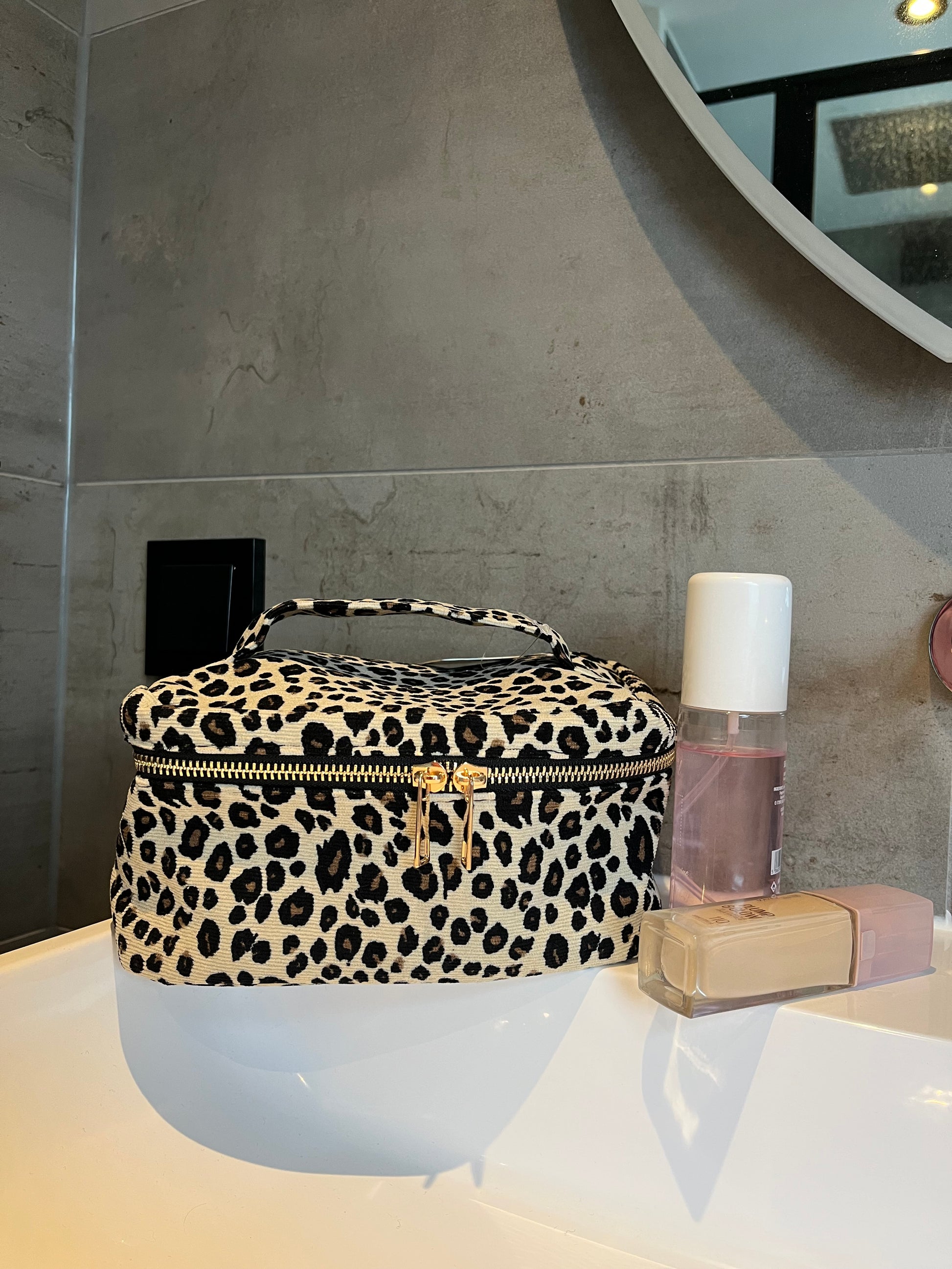 Toilettas leo beige